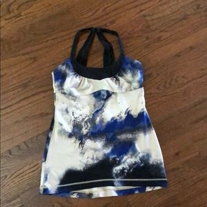 Lululemon tank